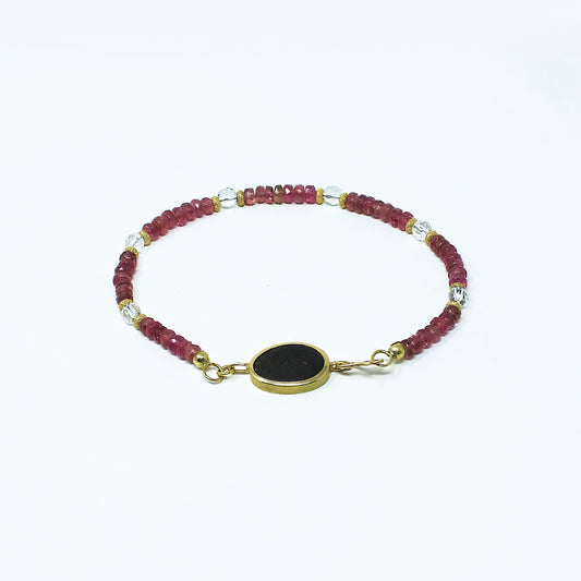 „Rheinkiesel einmal anders!“ - Rosa Turmalin-Armband mit Rheinkiesel - Bergkristall - 750 Gelbgold - Unikat