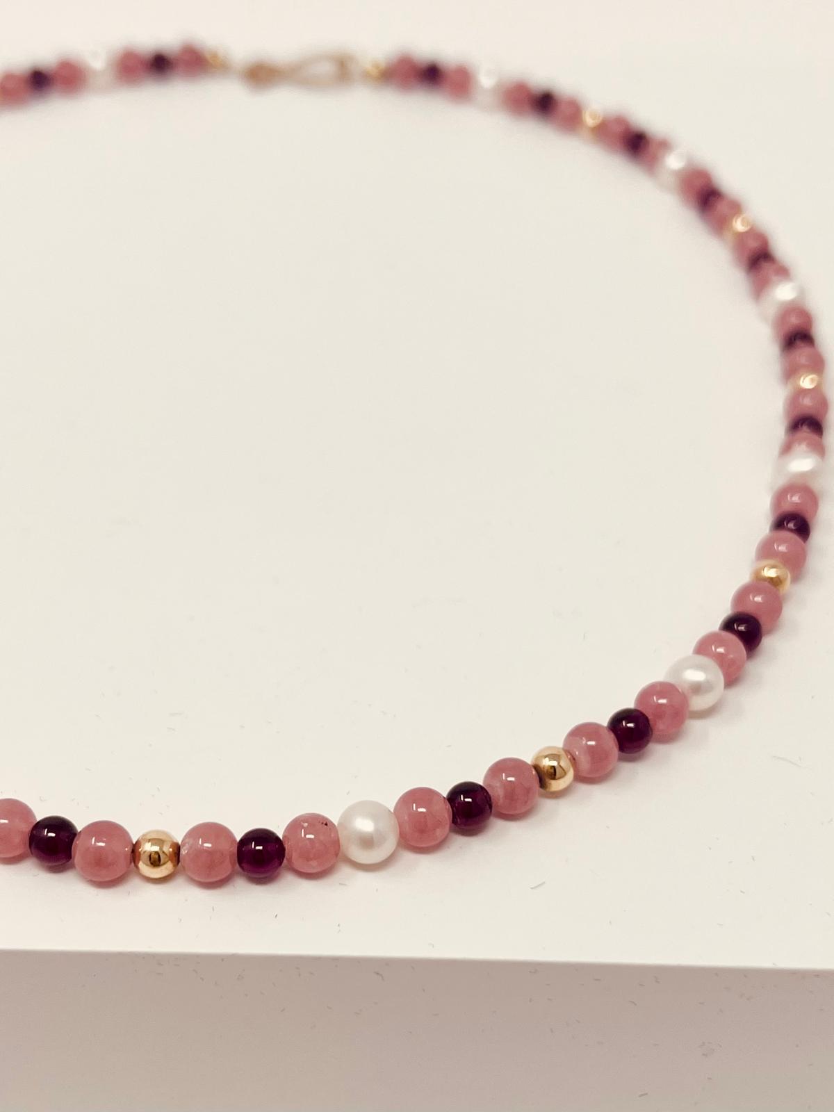 Collier aus Rhodonit - Zuchtperlen - Granat - 750 Gelbgoldkugeln - Unikat